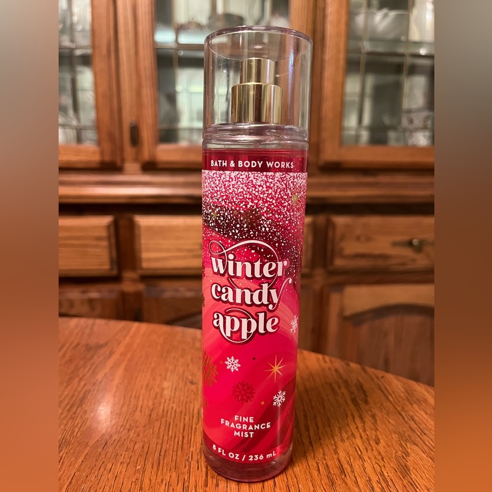 Bath and Body Works 2022 Winter Candy Apple Fine Fragrance Mist